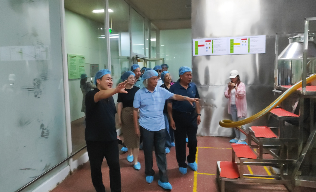 新乡市餐饮行业协会赴立博旅行交流